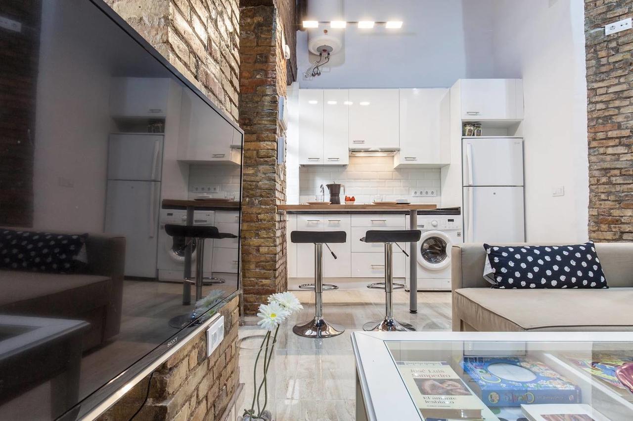 Nice Apartment In The Heart Of Севилья Экстерьер фото